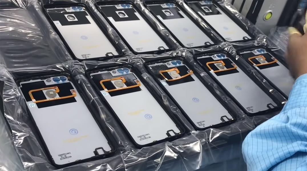 Montaje de hardware móvil