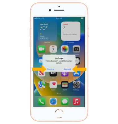 ¿Cómo poner el AirDrop en el centro de control?