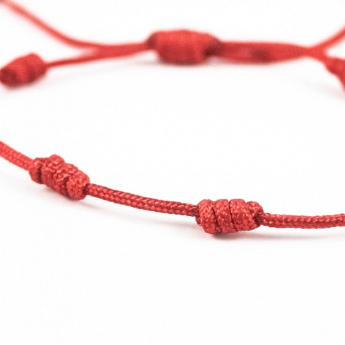 ¿Quién debe ponerse la pulsera de 7 nudos?