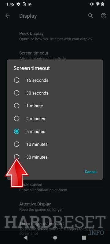 ¿Cómo puedo recibir una llamada mientras estoy en otra?
